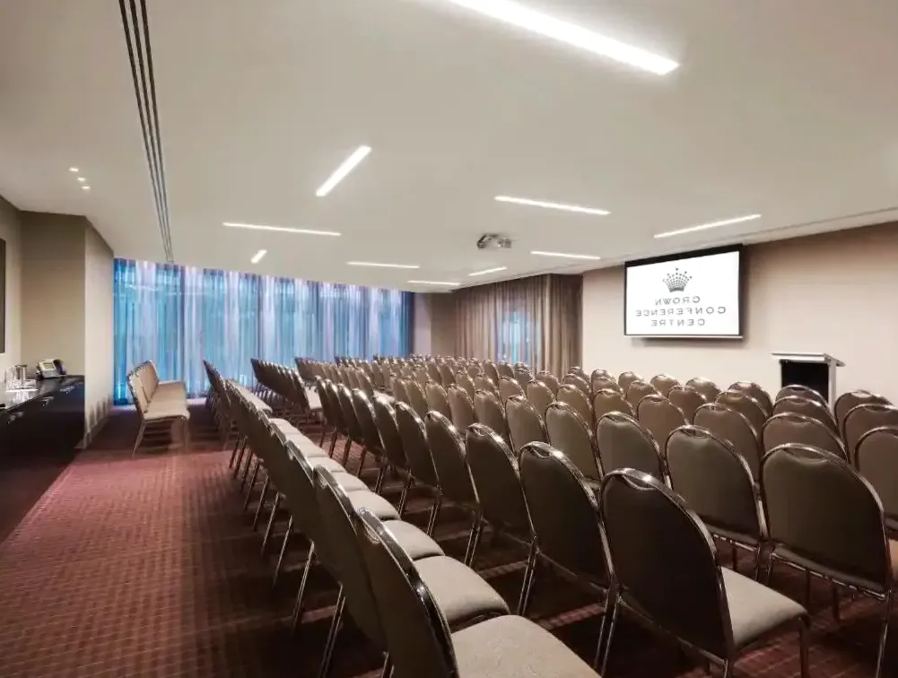 Corner suite with city views